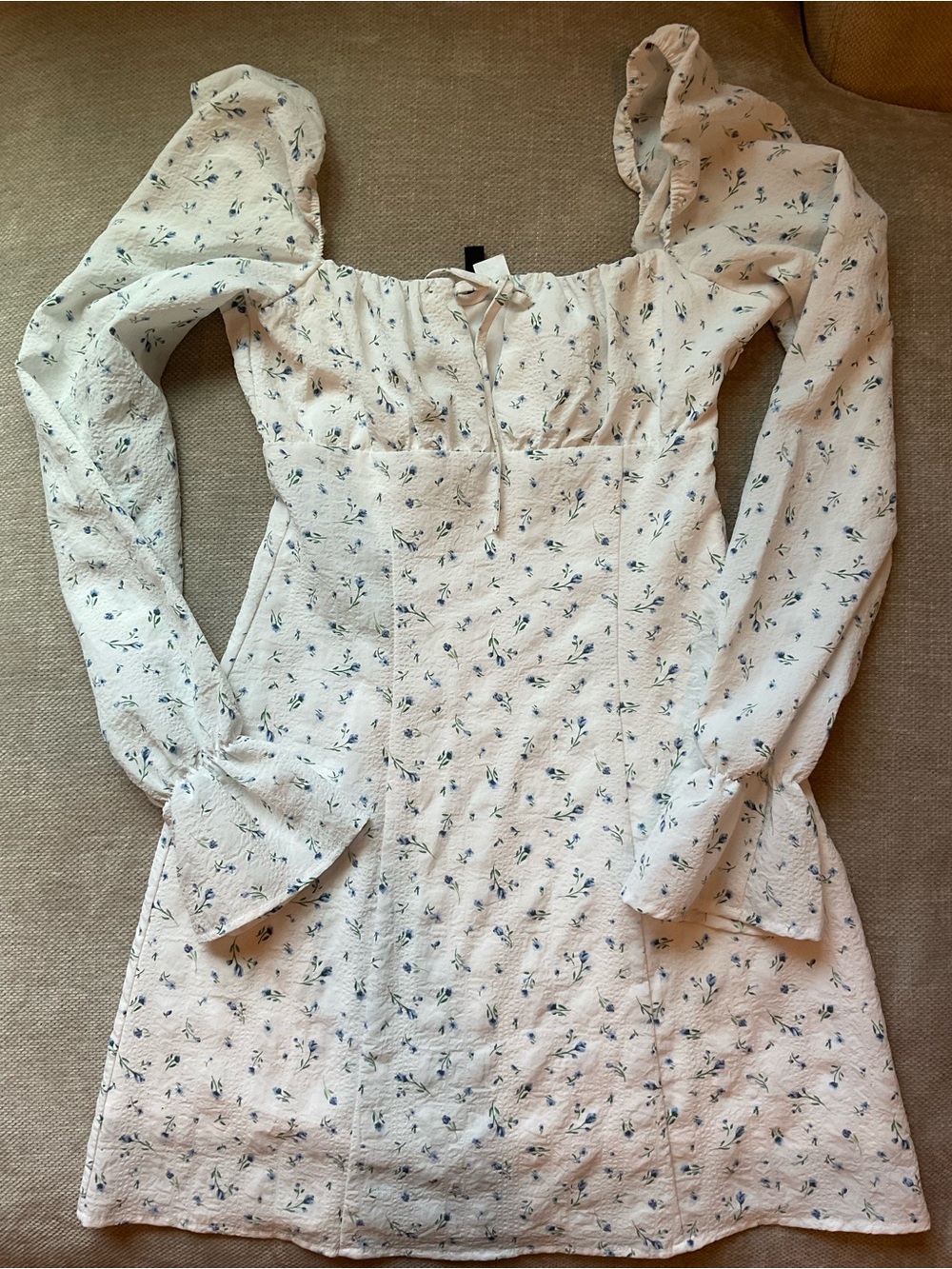 H&M Divided White with Blue Floral Square-Neck Mini Dress - Picture 5 of 14